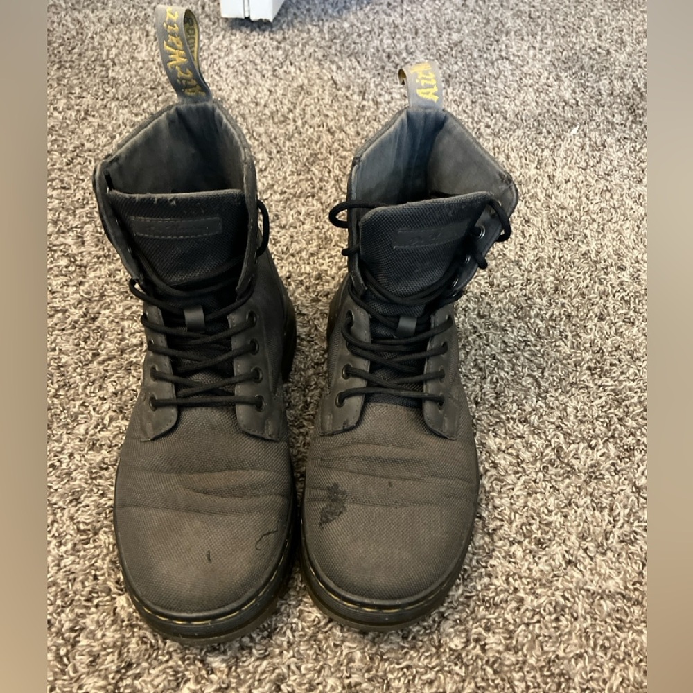 Dr. Martens Combs Boot Men’s 8